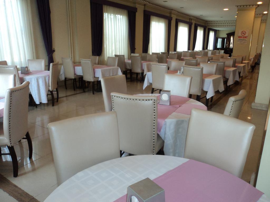 מוגלה Egehan Hotel מראה חיצוני תמונה