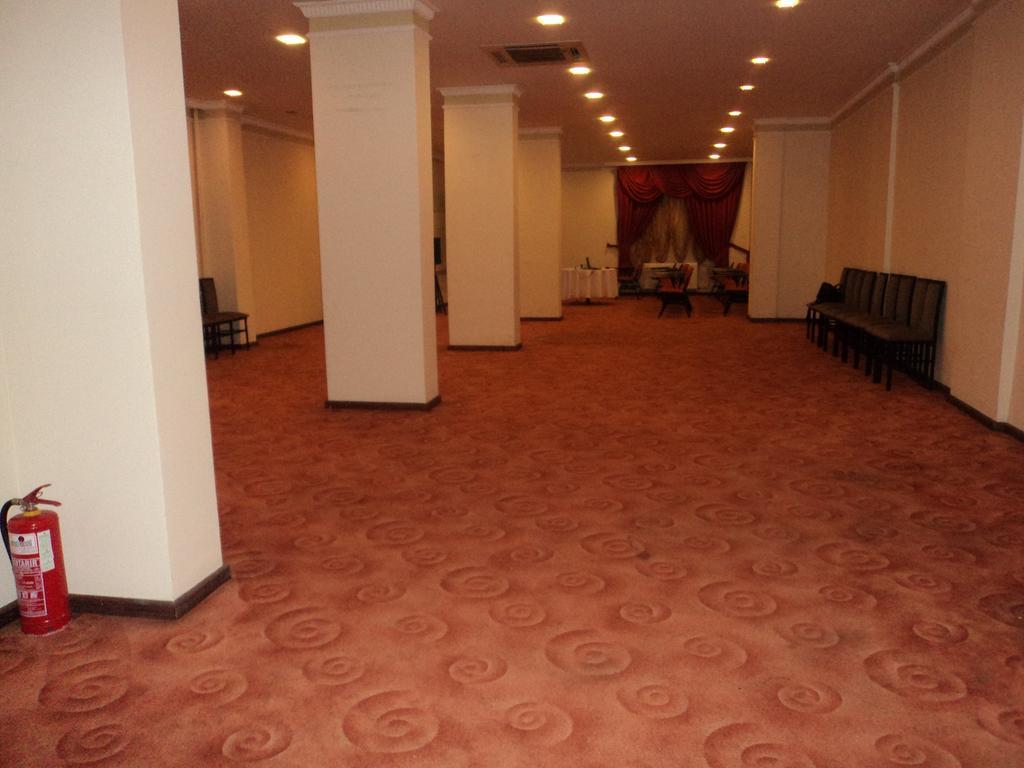 מוגלה Egehan Hotel מראה חיצוני תמונה